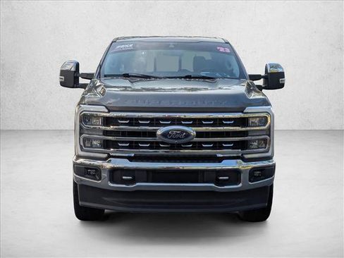 Used 2023 Ford F250 Lariat w/ Chrome Package AWD/4WD image 2