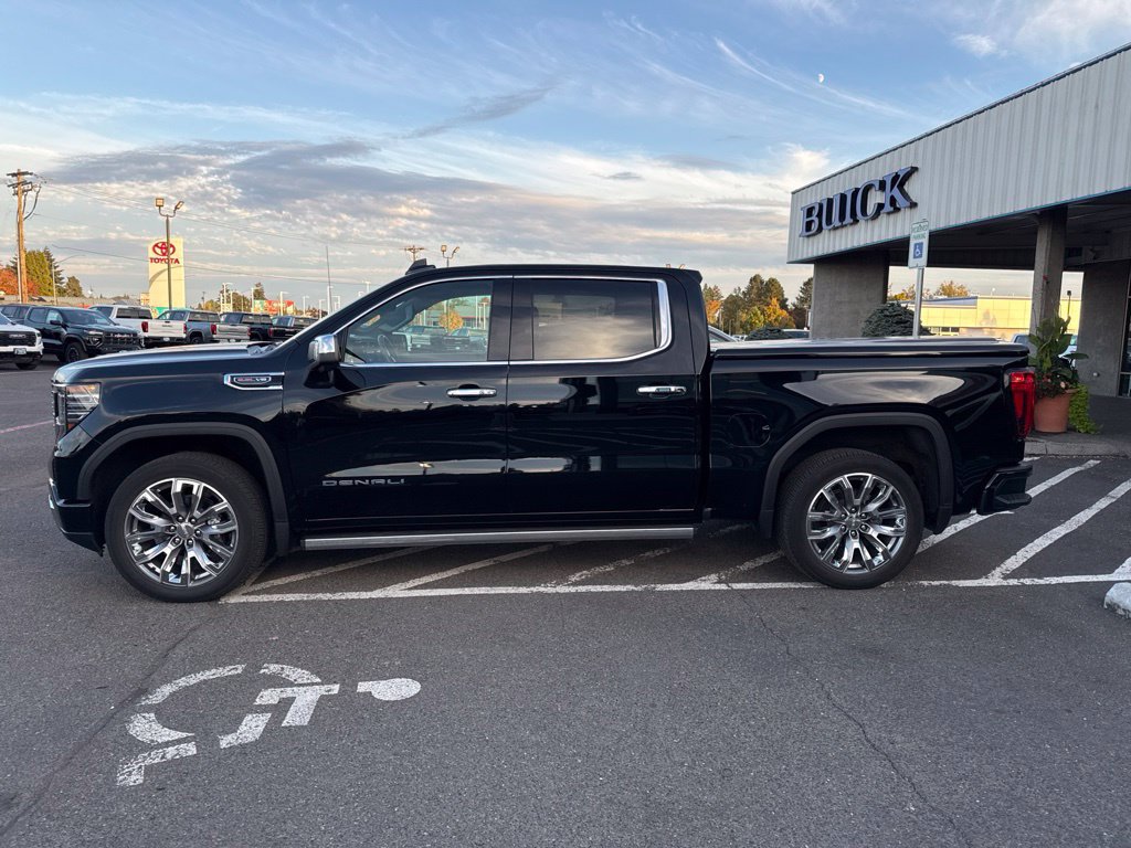 Used 2024 GMC Sierra 1500 Denali w/ Denali Reserve Package AWD/4WD image 2