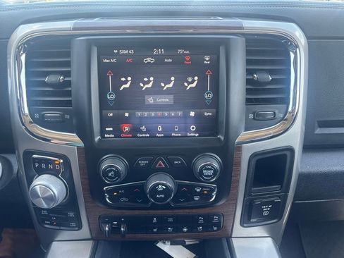 Used 2018 RAM 1500 Laramie w/ Convenience Group AWD/4WD image 14