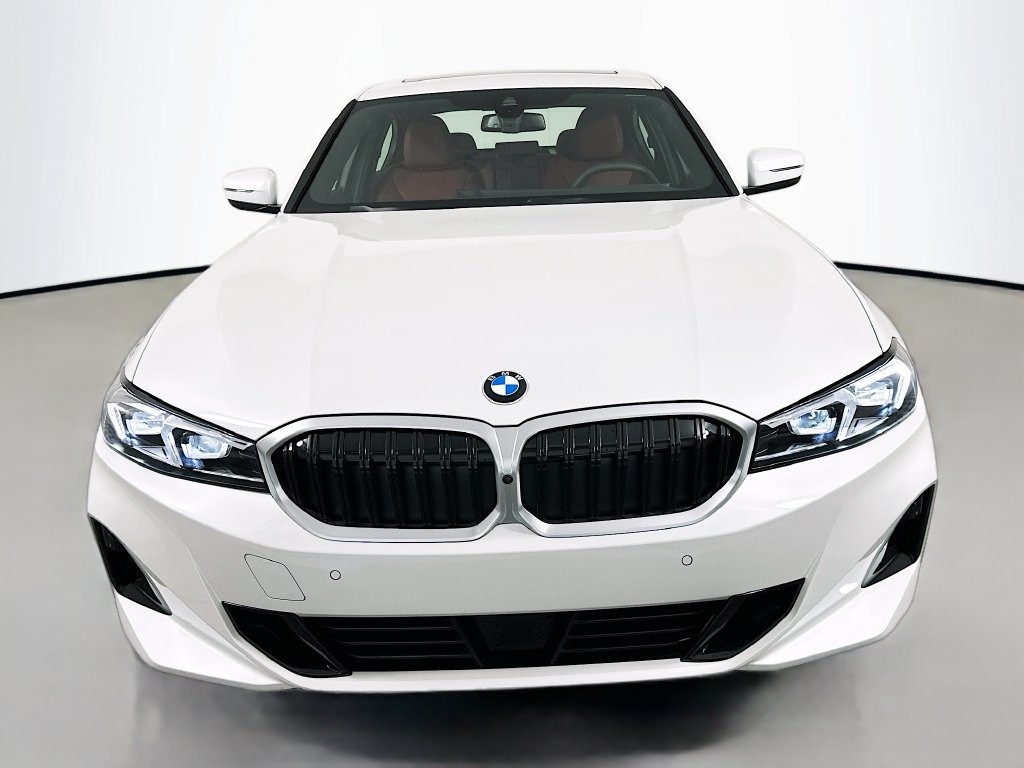 Used 2026 BMW 330i Sedan w/ Premium Package RWD image 2