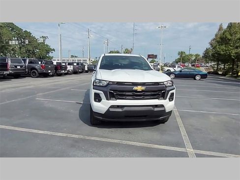 Used 2024 Chevrolet Colorado LT w/ LT Convenience Package image 37