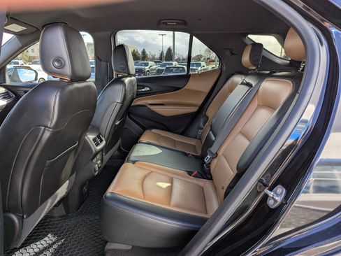 Used 2018 Chevrolet Equinox Premier w/ Infotainment II Package AWD/4WD image 31
