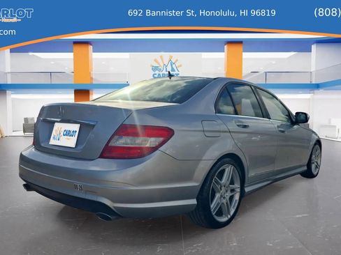 Used 2009 Mercedes-Benz C 300 Sedan image 7