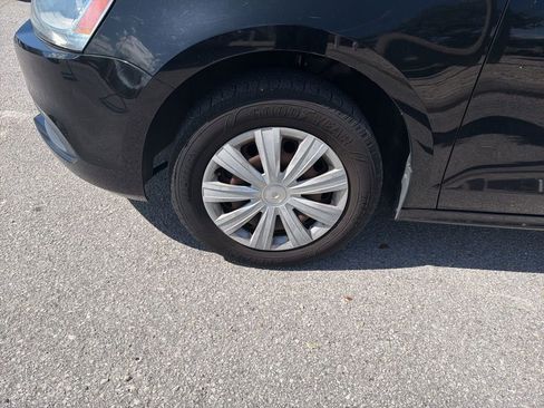 Used 2011 Volkswagen Jetta Sedan image 10