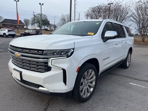 Used 2022 Chevrolet Suburban Premier image 7