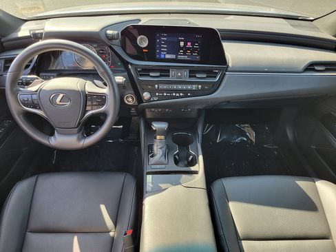 Used 2024 Lexus ES 350 w/ Premium Package FWD image 8