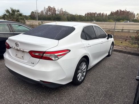 Used 2019 Toyota Camry L image 3