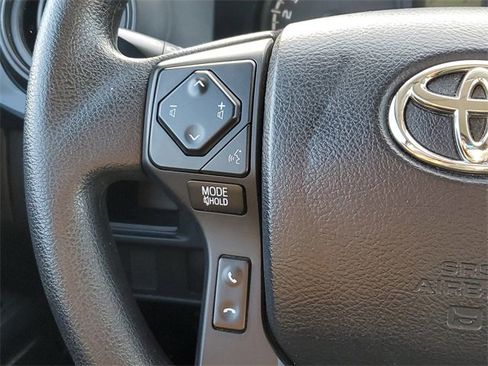 Used 2017 Toyota Tacoma SR w/ Tow Package image 22