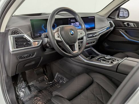 Certified 2023 BMW X7 xDrive40i w/ Premium Package AWD/4WD image 19