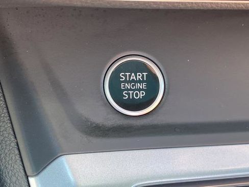 Used 2022 Audi Q3 2.0T Premium w/ Convenience Package image 30