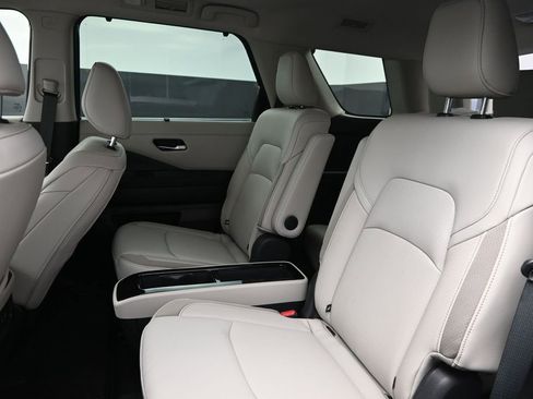 New 2026 Nissan Pathfinder SL AWD/4WD image 13