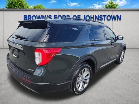 Used 2022 Ford Explorer XLT w/ Equipment Group 202A AWD/4WD image 8