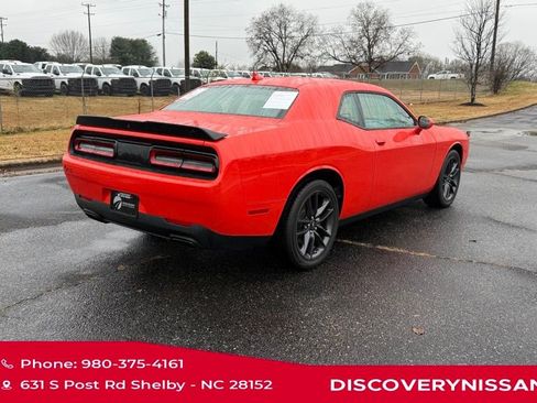 Used 2023 Dodge Challenger SXT w/ Plus Package image 8