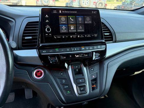 Used 2025 Honda Odyssey Sport-L image 18