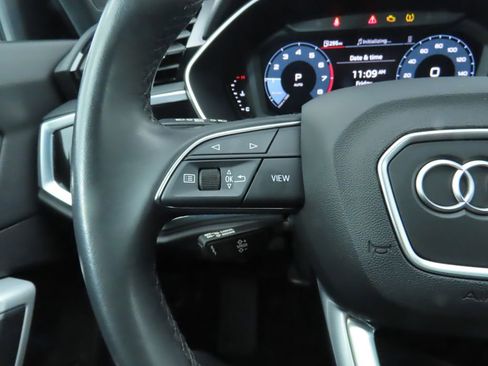 Used 2023 Audi Q3 2.0T Premium w/ Convenience Package image 11