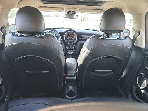 Used 2015 MINI Cooper S image 27