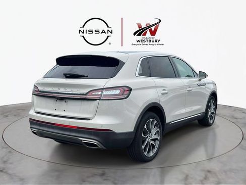 Used 2022 Lincoln Nautilus Reserve w/ Equipment Group 201A AWD/4WD image 6