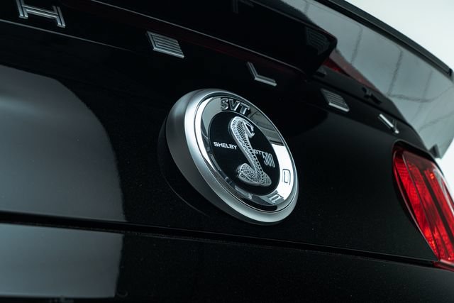 Used 2012 Ford Mustang Shelby GT500 w/ SVT Performance Pkg RWD image 16
