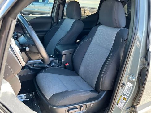 Used 2023 Toyota Tacoma TRD Off-Road image 16