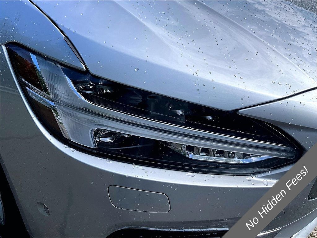 Used 2017 Volvo S90 T6 Inscription w/ Vision Package AWD/4WD image 26