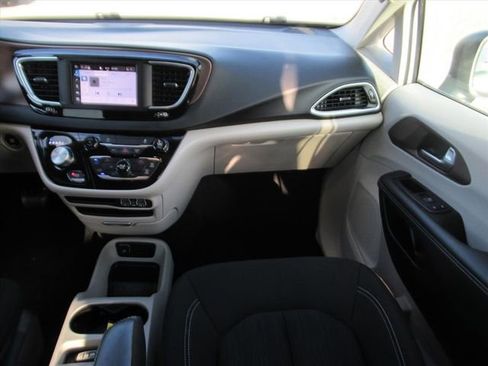 Certified 2024 Chrysler Voyager LX image 13