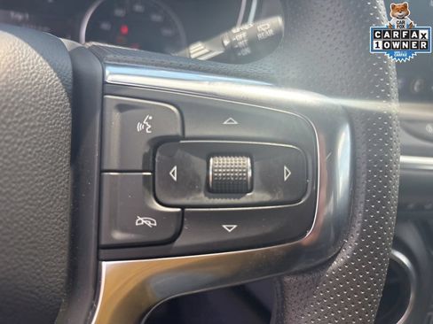 Used 2025 Chevrolet Blazer LT FWD image 16