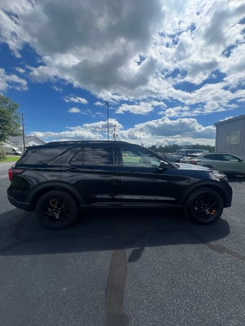 Used 2026 Ford Explorer Tremor w/ Tremor Ultimate Package AWD/4WD image 4