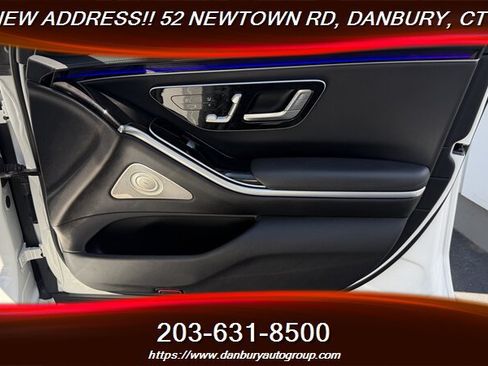 Used 2023 Mercedes-Benz S 500 4MATIC w/ Warmth & Comfort Package image 32