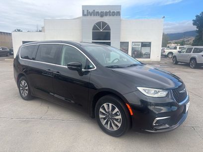 Used 2024 Chrysler Pacifica Limited