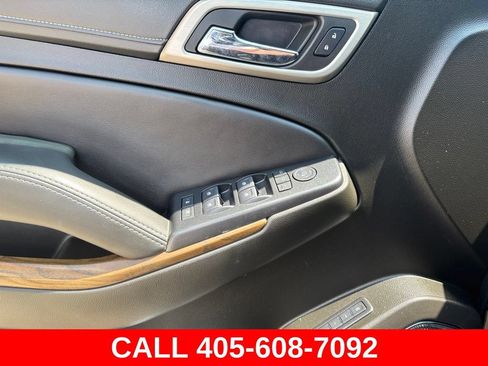 Used 2019 GMC Yukon Denali w/ Denali Ultimate Package AWD/4WD image 8