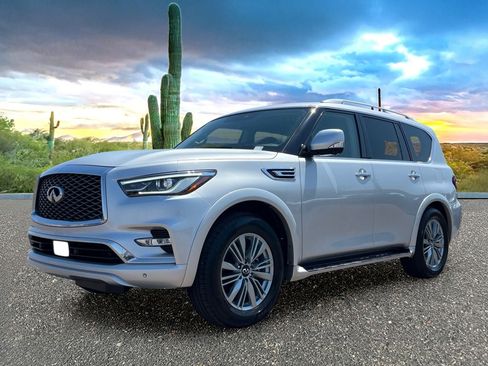 Certified 2022 INFINITI QX80 Luxe w/ Cargo Package RWD image 2