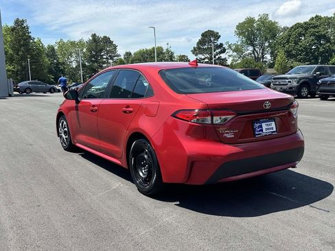 Used 2021 Toyota Corolla LE FWD image 23