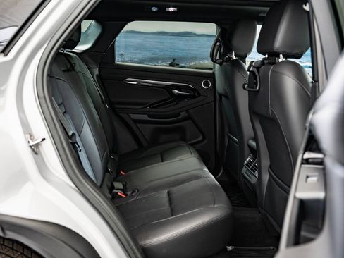 Used 2023 Land Rover Range Rover Evoque R-Dynamic SE image 44