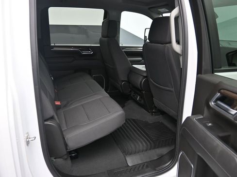 Certified 2025 Chevrolet Silverado 2500 LT w/ Convenience Package image 24