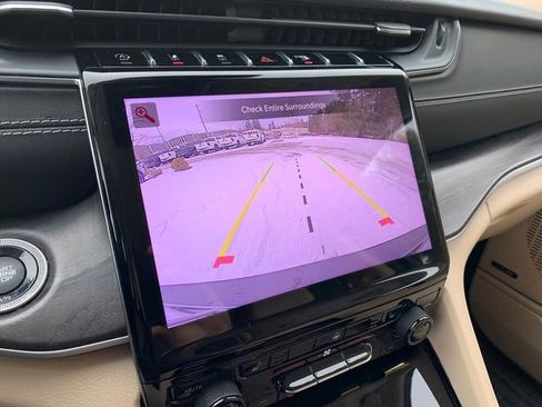 Certified 2021 Jeep Grand Cherokee L Limited image 26