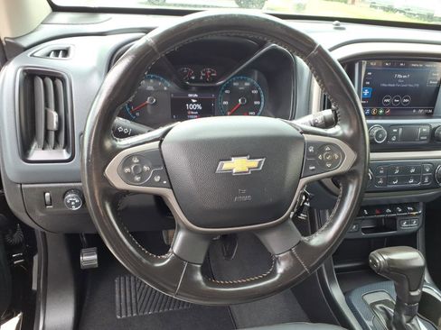 Used 2019 Chevrolet Colorado Z71 AWD/4WD image 7