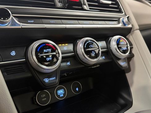 Used 2023 Genesis G70 2.0T w/ Sport Prestige Package image 20