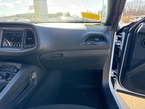 Used 2023 Dodge Challenger GT image 34