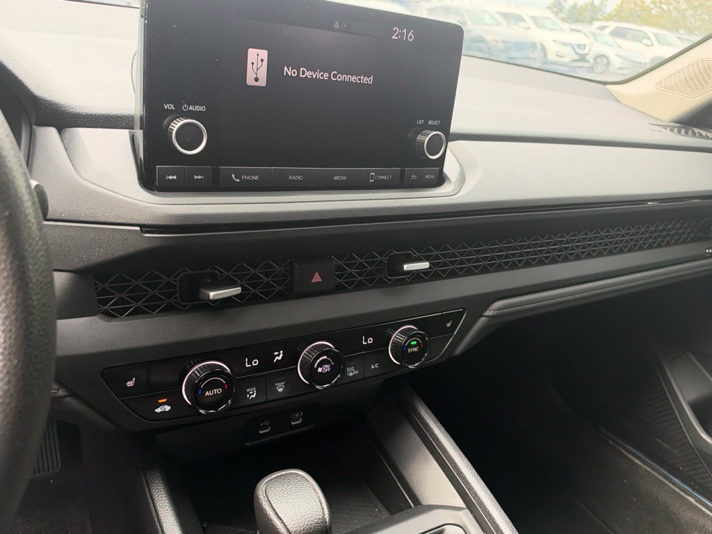Used 2024 Honda Accord EX image 7