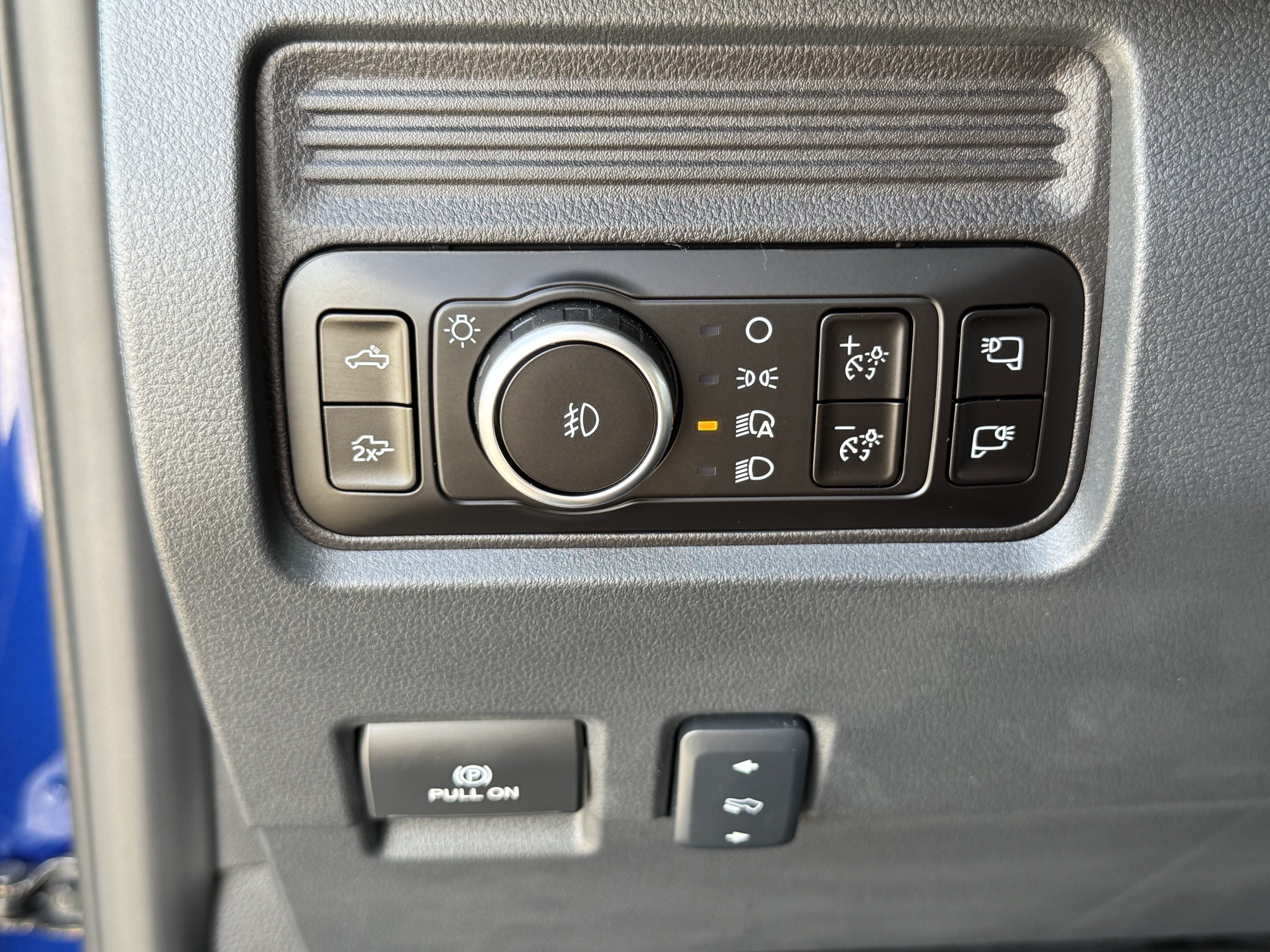 New 2026 Ford F250 Lariat w/ Tremor Off-Road Package AWD/4WD image 17