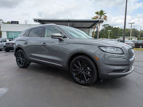 Used 2022 Lincoln Nautilus Reserve FWD image 3