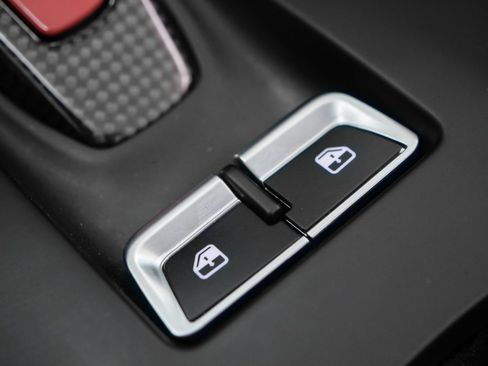 Certified 2021 Ferrari 812 GTS Base image 53