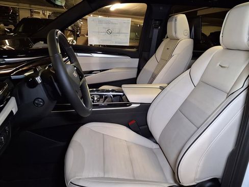 New 2026 Cadillac Escalade ESV Sport image 14