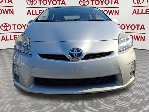 Used 2010 Toyota Prius Four w/ Solar Roof Pkg FWD image 2