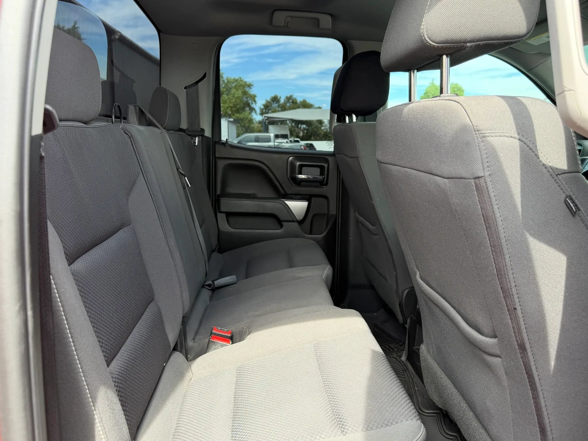 Used 2019 Chevrolet Silverado 1500 LT AWD/4WD image 21