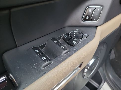 Certified 2023 Ford Expedition Limited image 16