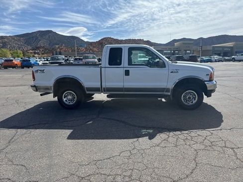 Used 2001 Ford F250 4x4 SuperCab Super Duty image 4