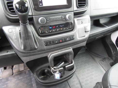 Used 2025 RAM ProMaster 3500 w/ Convenience Group FWD image 15
