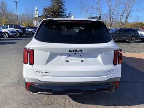 New 2026 Kia Sorento SX image 4