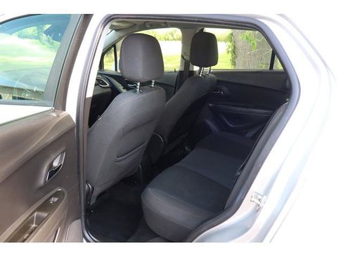Used 2018 Chevrolet Trax LS AWD/4WD image 8